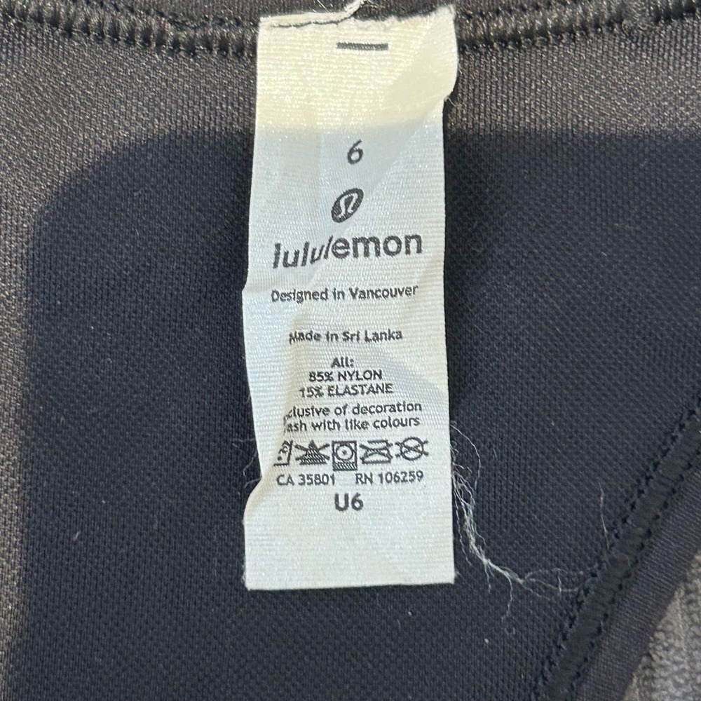 Lululemon‎ Black High Neck Racerback Crop Tank Top Sports Bra Size 6 SMALL - Picture 5 of 8